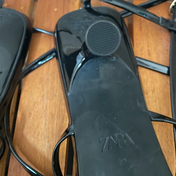 ZARA Black Sandals Heels sz 39 - Picture 4 of 4